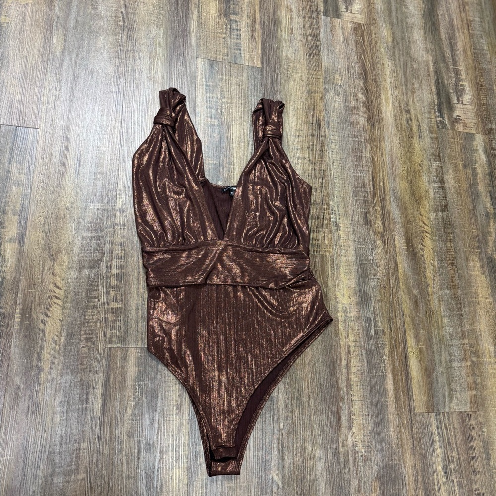 Fashion Nova 1X Metallic Brown Halter Body Suit NWT PartyClub Statement Layering - Picture 4 of 16